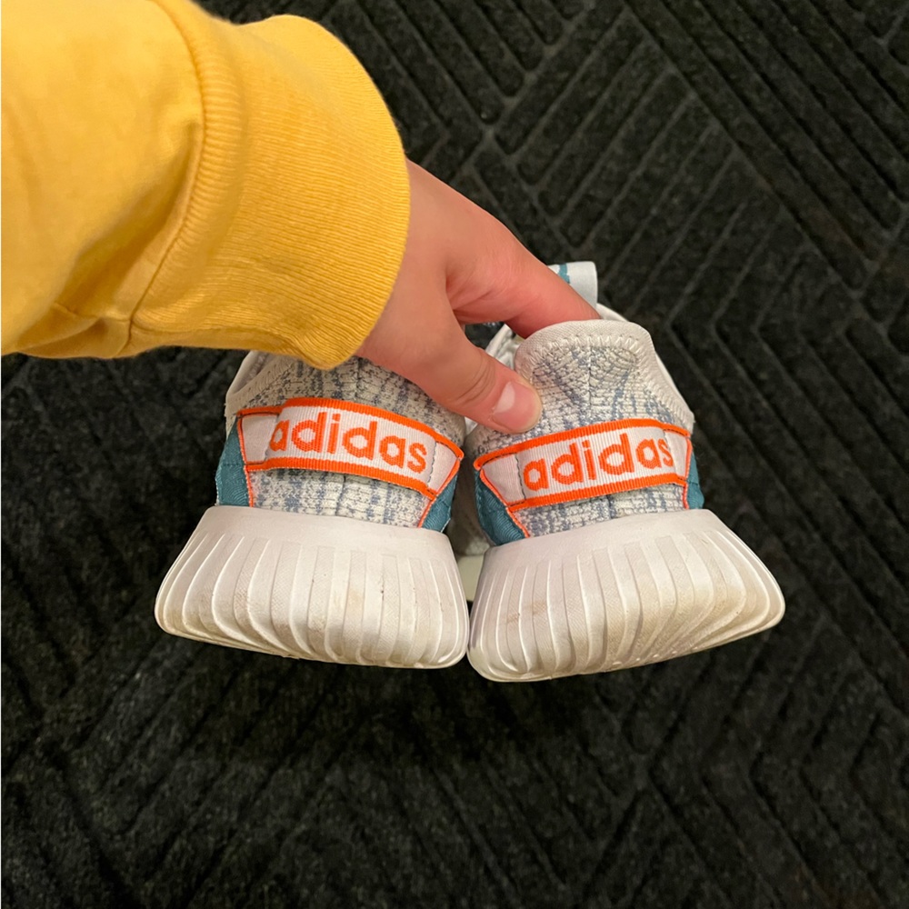 Adidas Women’s Sneakers - Picture 2 of 4